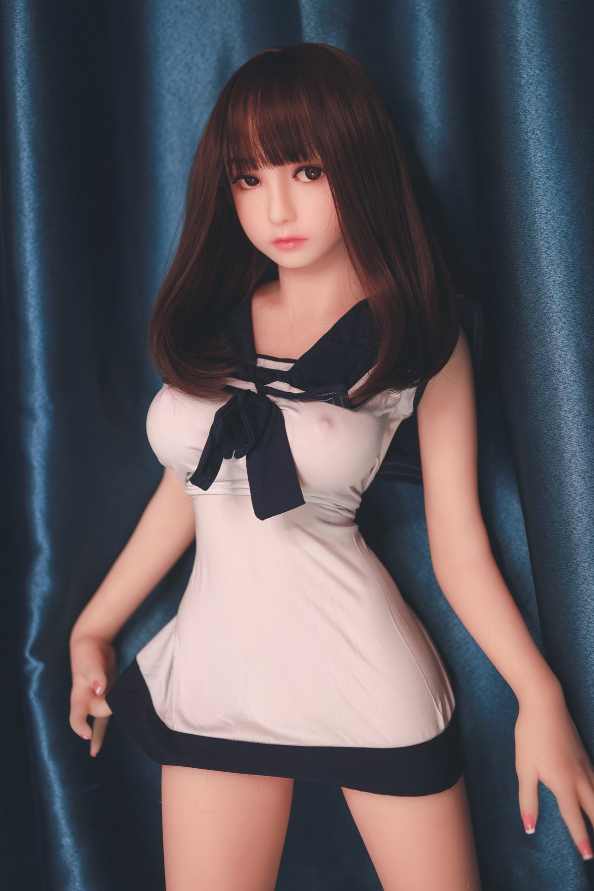 Nizomi: Petite Asian Sex Doll
